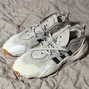 adidas Athletic Shoes in Cream and Black